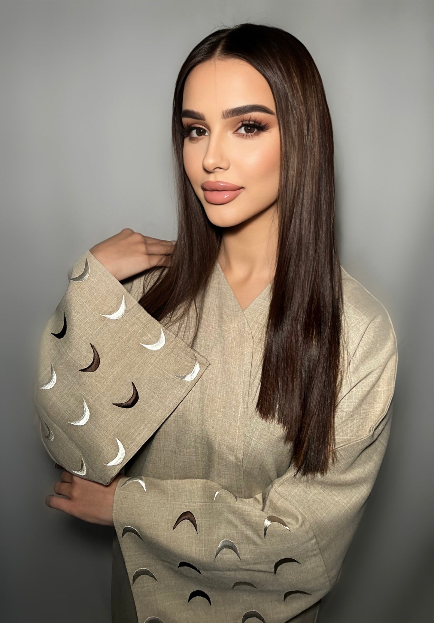 Moon Abaya